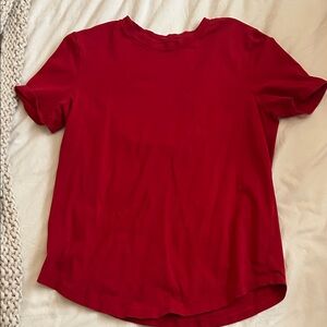 Lululemons Women's Crewneck Tee - Red